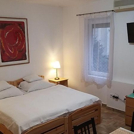 O-Ujlak Apartman Appartement Boedapest Buitenkant foto